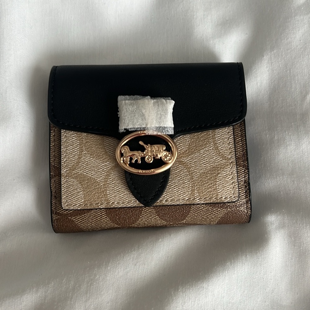 New Coach wallet 6261